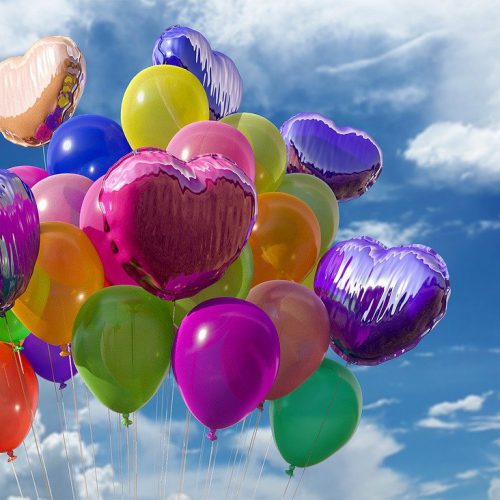 Imprezowe balony metaliczne – Trend, który podbija salony
